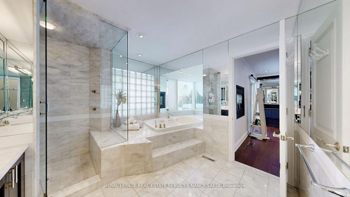 Photo 25 at 62 Wimpole Drive, Windfields, Toronto