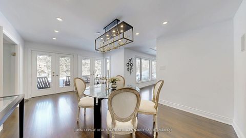 Photo 11 at 62 Wimpole Drive, Windfields, Toronto