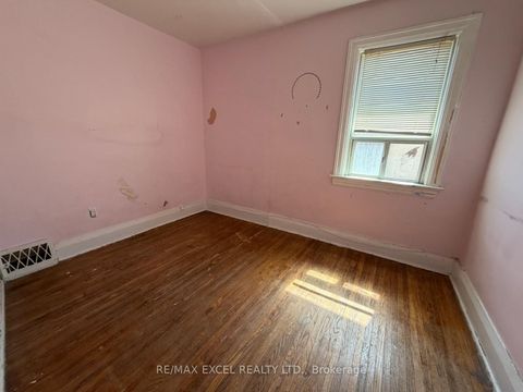 Photo 6 at 74 Banff Road, Mount Pleasant East, Toronto