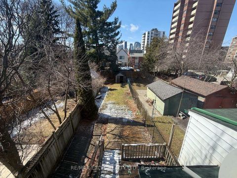 Photo 9 at 74 Banff Road, Mount Pleasant East, Toronto