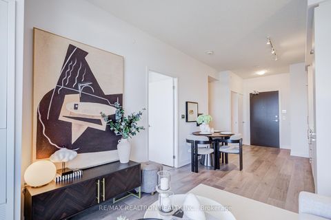 Photo 20 at 717 - 60 Honeycrisp Crescent, Vaughan Corporate Centre, Vaughan