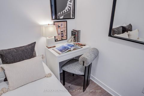 Photo 30 at 717 - 60 Honeycrisp Crescent, Vaughan Corporate Centre, Vaughan