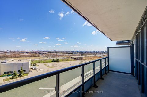 Photo 36 at 717 - 60 Honeycrisp Crescent, Vaughan Corporate Centre, Vaughan