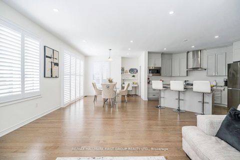 Photo 11 at 5 Toulouse Street, Rural Whitby, Whitby