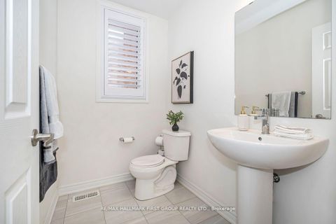 Photo 14 at 5 Toulouse Street, Rural Whitby, Whitby