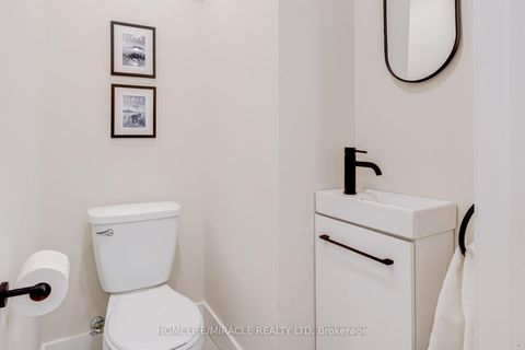 Photo 11 at 6 Pumpkin Corner Crescent, Rural Barrie Southeast, Barrie