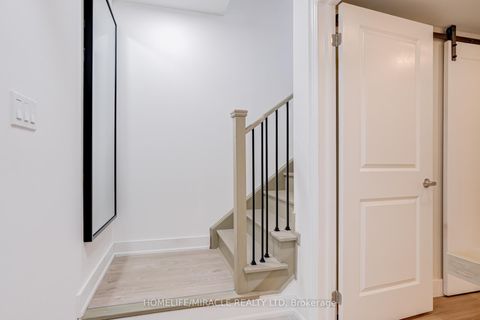 Photo 12 at 6 Pumpkin Corner Crescent, Rural Barrie Southeast, Barrie