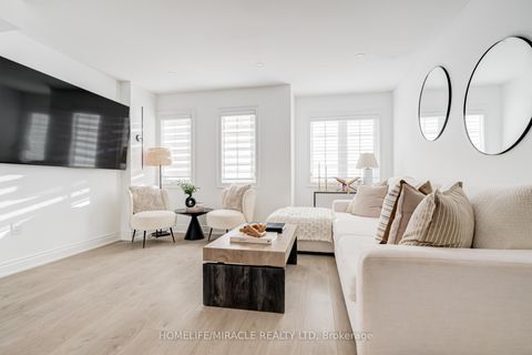 Photo 18 at 6 Pumpkin Corner Crescent, Rural Barrie Southeast, Barrie