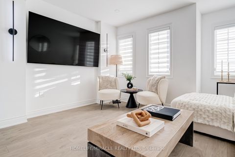 Photo 20 at 6 Pumpkin Corner Crescent, Rural Barrie Southeast, Barrie