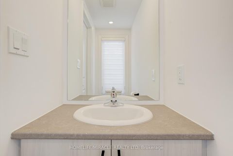 Photo 27 at 6 Pumpkin Corner Crescent, Rural Barrie Southeast, Barrie