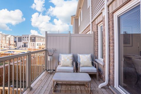 Photo 43 at 6 Pumpkin Corner Crescent, Rural Barrie Southeast, Barrie