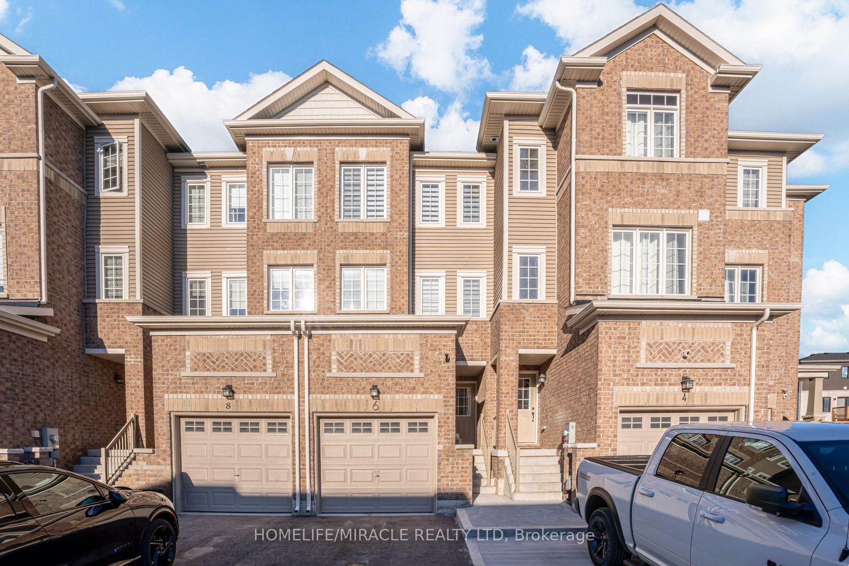 6 Pumpkin Corner Crescent, Rural Barrie Southeast, Barrie photo number 2