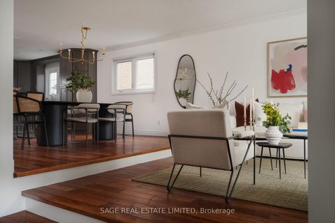 Photo 4 at 228 Yorkshire Drive, London, Newmarket