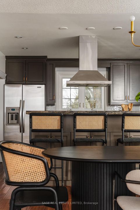 Photo 9 at 228 Yorkshire Drive, London, Newmarket