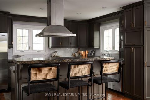 Photo 10 at 228 Yorkshire Drive, London, Newmarket