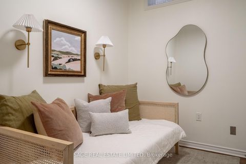 Photo 36 at 228 Yorkshire Drive, London, Newmarket