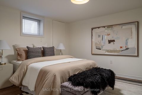 Photo 37 at 228 Yorkshire Drive, London, Newmarket