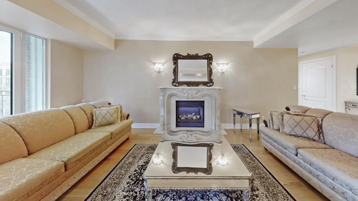 Photo 10 at 603 - 11 William Carson Crescent, Windfields, Toronto