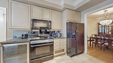 Photo 11 at 603 - 11 William Carson Crescent, Windfields, Toronto