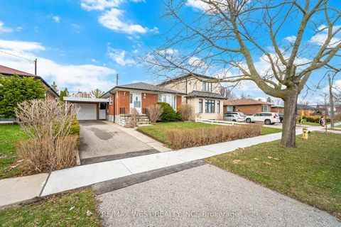 Photo 1 at 24 Beran Drive, Woburn, Toronto
