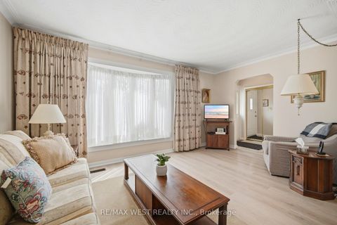 Photo 6 at 24 Beran Drive, Woburn, Toronto