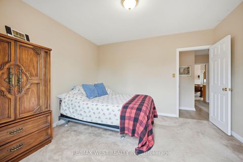 Photo 15 at 24 Beran Drive, Woburn, Toronto