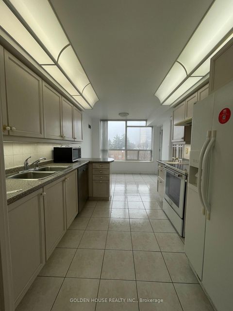 Photo 11 at 615 - 3181 Bayview Avenue, Steeles, Toronto