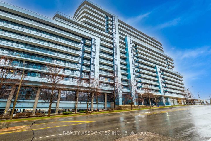Photo 1 at 238 - 2885 Bayview Avenue, Bayview Village, Toronto