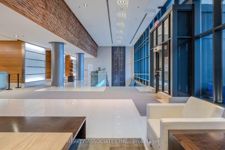 Photo 4 at 238 - 2885 Bayview Avenue, Bayview Village, Toronto