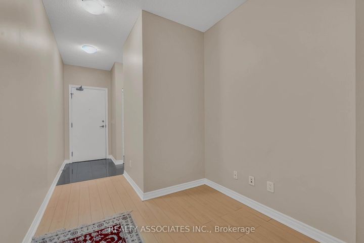 Photo 9 at 238 - 2885 Bayview Avenue, Bayview Village, Toronto