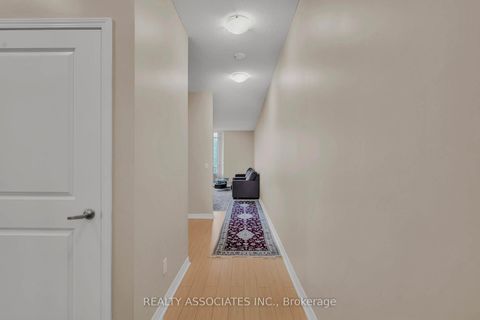 Photo 7 at 238 - 2885 Bayview Avenue, Bayview Village, Toronto