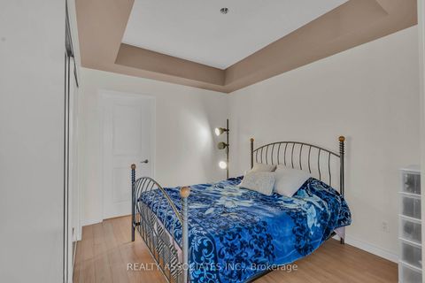 Photo 18 at 238 - 2885 Bayview Avenue, Bayview Village, Toronto