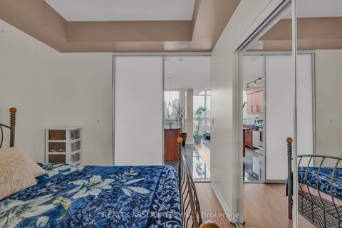 Photo 19 at 238 - 2885 Bayview Avenue, Bayview Village, Toronto