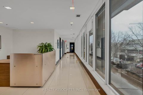 Photo 25 at 238 - 2885 Bayview Avenue, Bayview Village, Toronto