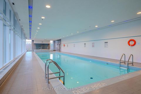 Photo 27 at 238 - 2885 Bayview Avenue, Bayview Village, Toronto