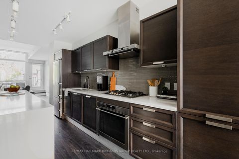 Photo 6 at TH5 - 2 Bellefair Avenue, The Beaches, Toronto