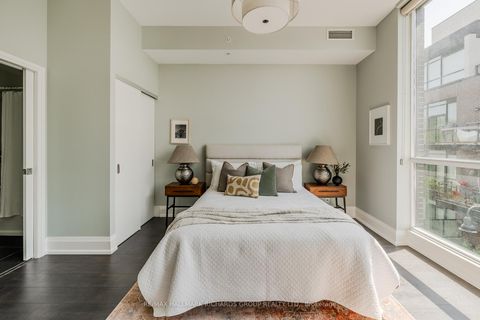 Photo 16 at TH5 - 2 Bellefair Avenue, The Beaches, Toronto