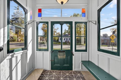 Photo 2 at 84 Wellington Street E, Wellington, Barrie