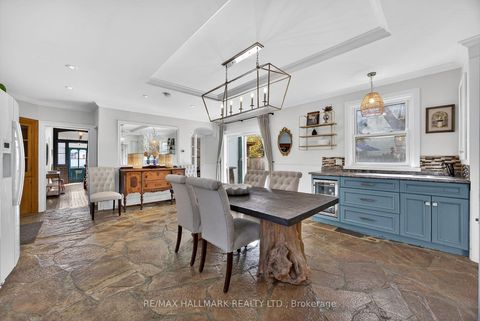 Photo 4 at 84 Wellington Street E, Wellington, Barrie