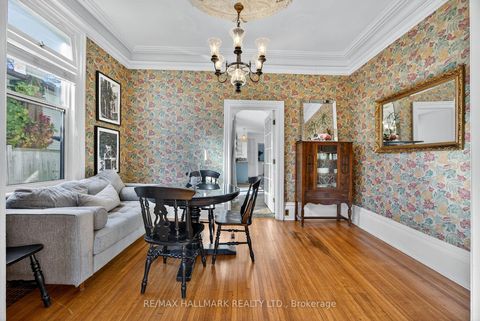 Photo 6 at 84 Wellington Street E, Wellington, Barrie