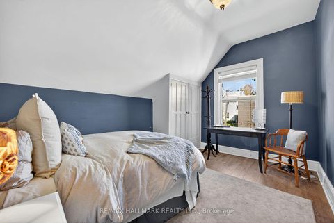 Photo 17 at 84 Wellington Street E, Wellington, Barrie