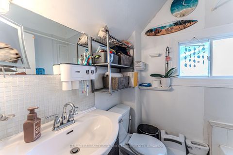 Photo 7 at 81 Innisfil Street, Sanford, Barrie