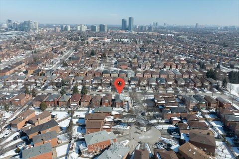 Photo 47 at 102 Wade Gate, Brownridge, Vaughan