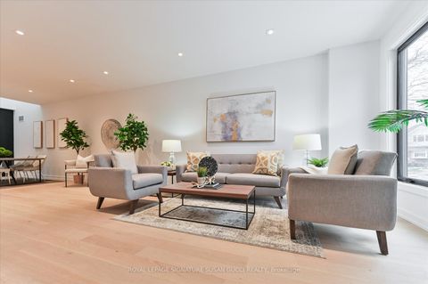 Photo 3 at 44 Doris Drive, Parkview, Toronto