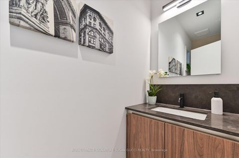 Photo 13 at 44 Doris Drive, Parkview, Toronto