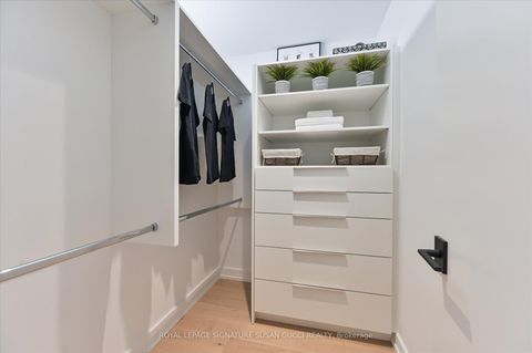 Photo 20 at 44 Doris Drive, Parkview, Toronto