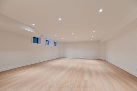 Photo 31 at 44 Doris Drive, Parkview, Toronto