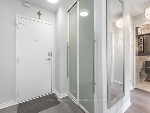 Photo 1 at 202 - 105 Mccaul Street, Chinatown, Toronto