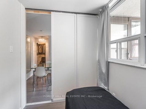 Photo 6 at 202 - 105 Mccaul Street, Chinatown, Toronto