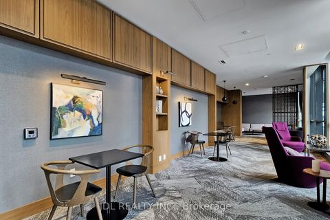 Photo 5 at 902 - 17 Bathurst Street, Waterfront Communities C1, Toronto